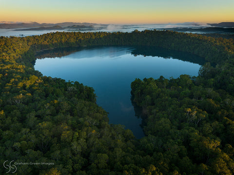 Lake Eacham, Queensland - LE0211